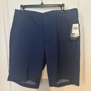 PGA Tour Men's Navy Zigzag Performance Golf Shorts sz. 34
